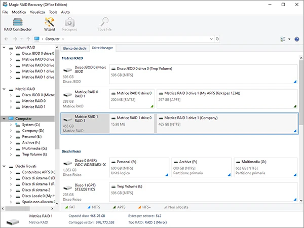 Interfaccia di Magic RAID Recovery con dischi fisici collegati, array RAID rilevati e volumi logici prima della ricostruzione virtuale.